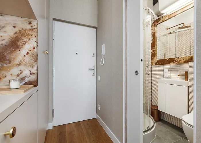 Old Town Center Mariacka Apartment